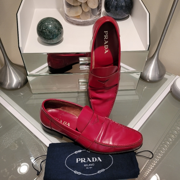 AUTHENTIC VINTAGE PRADA MEN'S SHOES, MADE IN ITALY SIZE USA 7, RED COLOR. - Picture 8 of 9